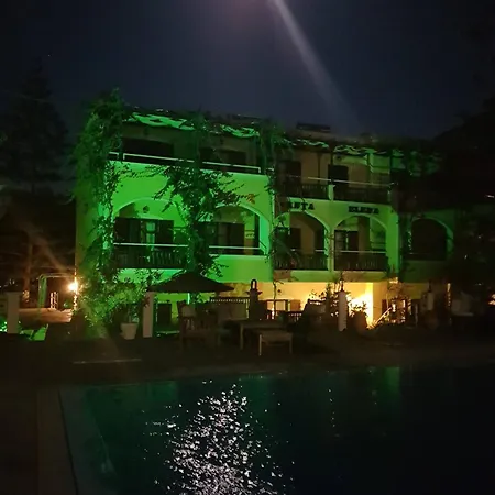 Santa Elena 3*