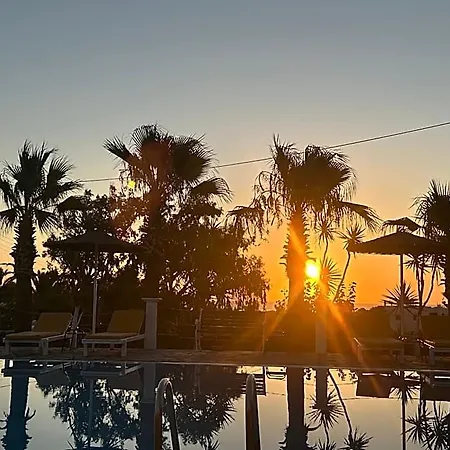 Santa Elena Hotel Kamári
